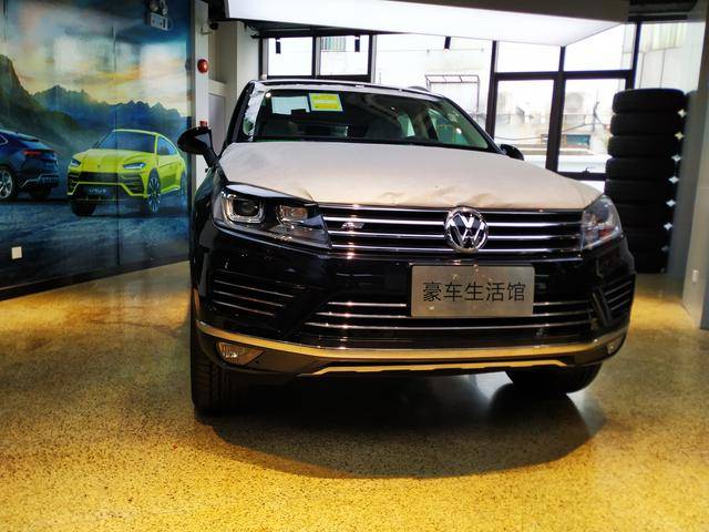 18款途锐大众中低调而奢华的suv