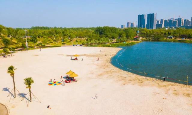 方兴湖公园沙滩图片