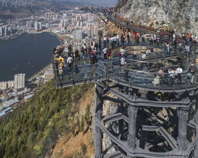 个旧老鹰山风景区图片