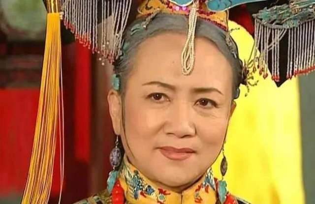 赵敏芬曾四次饰演皇太后,都是钮祜禄氏,不亏是皇太后专业户