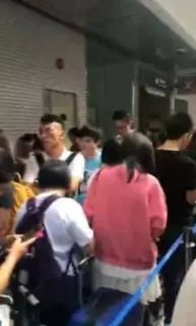 香港黄金首饰折扣店_香港买黄金有折扣吗_黄金折扣买香港有折扣吗