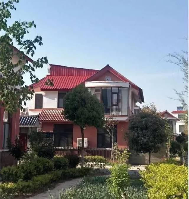 河南省内乡县大桥镇:借易地搬迁安置之名 搞房地产及别墅开发