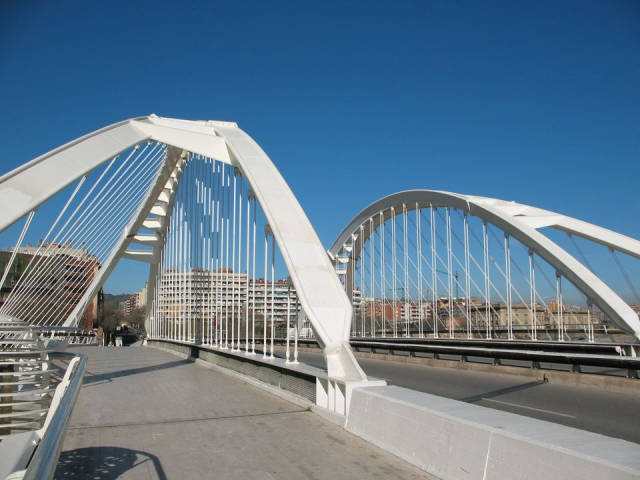 折叠空间的建筑大师——圣地亚哥·卡拉特拉瓦