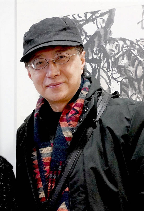 一周艺术人物|盖里的"冰山",李向阳的若见,张克伟的群像