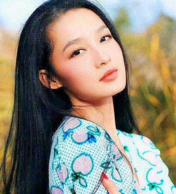 男生最喜欢的5大女星,杨幂热巴佟丽娅李沁赵丽