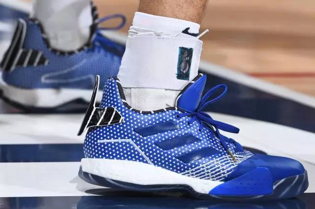 这双骚粉正代不是美滋滋?