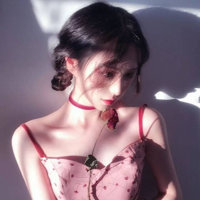 复古小姐姐头像 | 都是第一次做人 凭什么我是美女