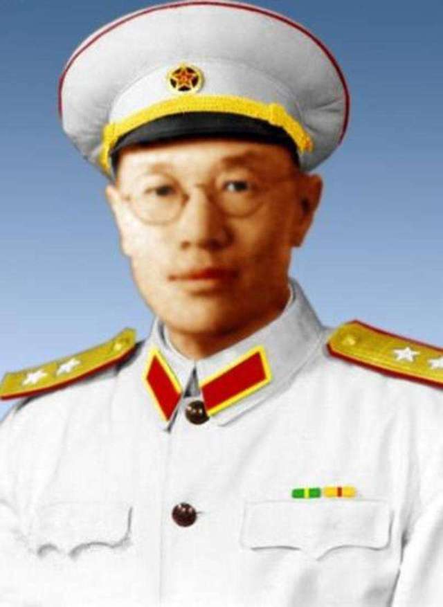 不怕一万，就怕万毅!原是东北军将领的他带出了我军王牌38军