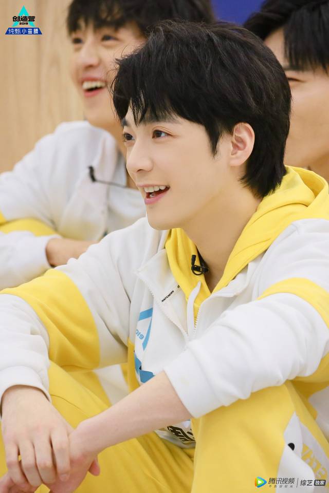 《创造营2019》热度持续 周兆渊惊艳全场c位预定