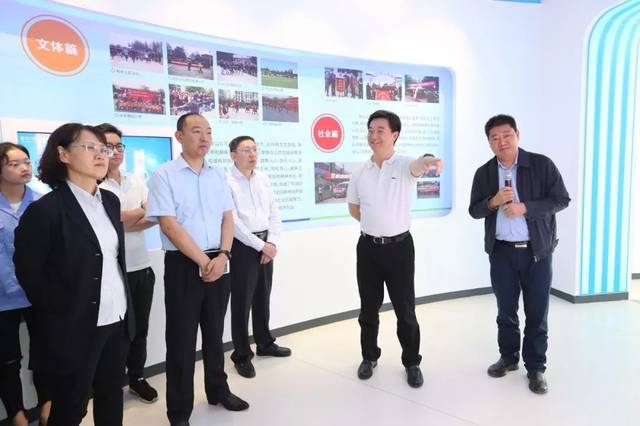 夏明一行先后来到九洲下属产业公司湖山电器股份,九洲光电子,四川九洲