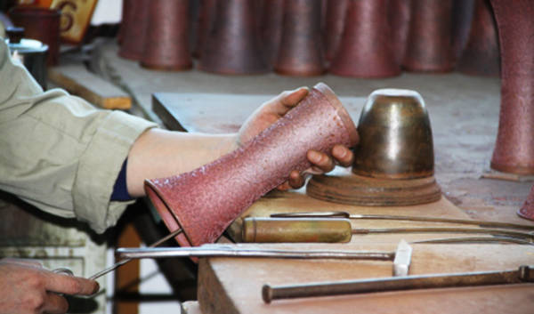 景泰蓝的制作:制胎与掐丝_手机搜狐网