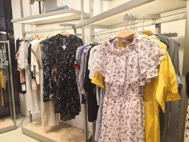 【新店福利】dusto旗下女装新品牌宜立入驻桐琴佳源商业广场