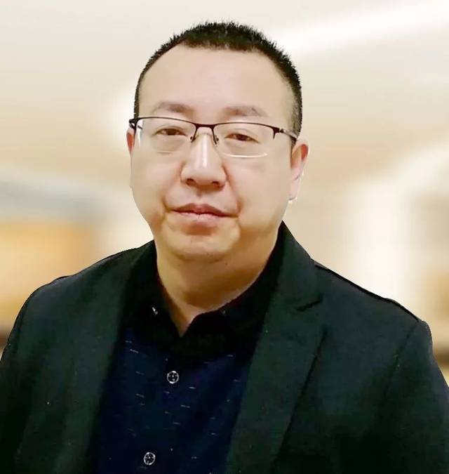 杨晓荣 手足外科 副主任医师