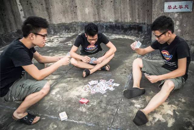 ps合成 | 惊爆眼球的多重影分身术