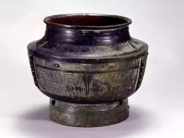 青铜器上饕餮纹的含义到底是什么？_搜狐网