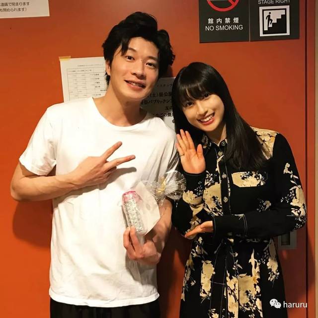 哪怕是被普遍认为"脸很大"的 土屋太凤