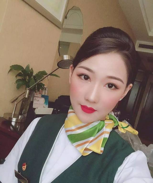 春秋航空空姐王丽萍:在你觉得来不及的时候,其实一切刚刚好_手机搜狐