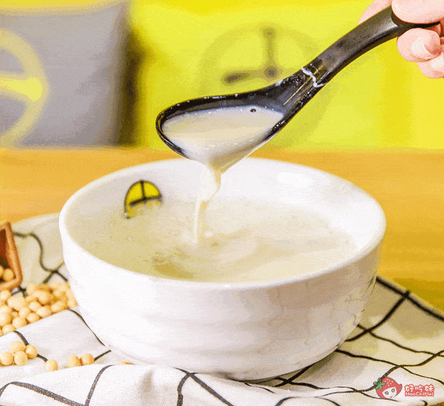 爆红全广东的「深夜豆浆店」,还没营业就被人堵了!