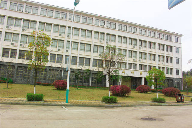 江西省商务学校毕业生就业情况怎样?