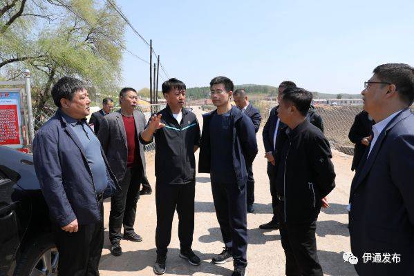 5月9日,市政府秘书长左今明,副秘书长张秀权一行