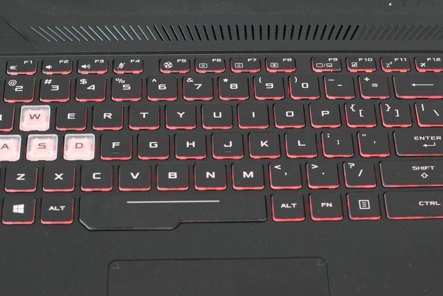 2019年最值得拥有的超强游戏本 华硕飞行堡垒7体验测评