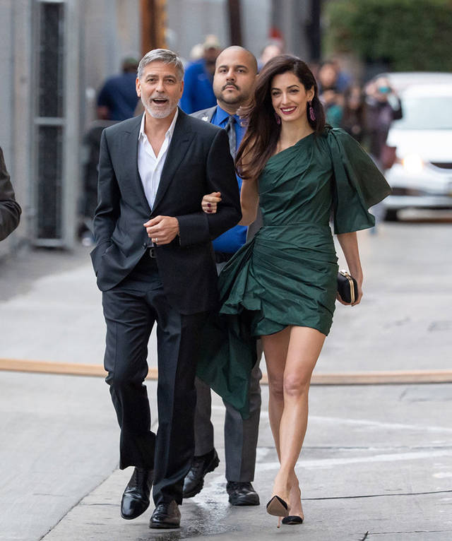 乔治克鲁尼娇妻amal——现实版律政俏佳人,事业优秀的女人,衣品也一绝