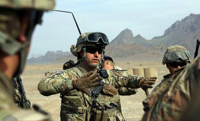 美军单兵装备有多强?光头部装备就几十种,详解