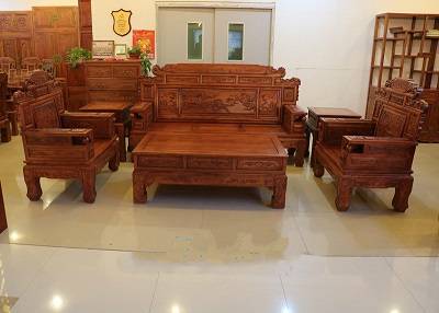 带您见识几款老榆木沙发的经典古典款式