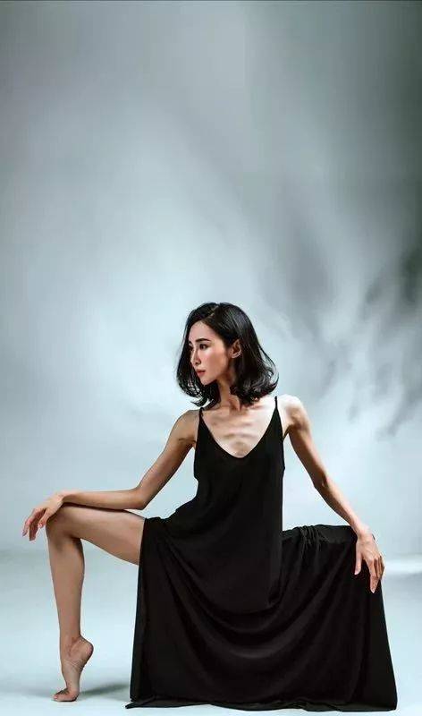 60万粉丝舞蹈界最美女神降临佛山朱洁静大师课开班啦