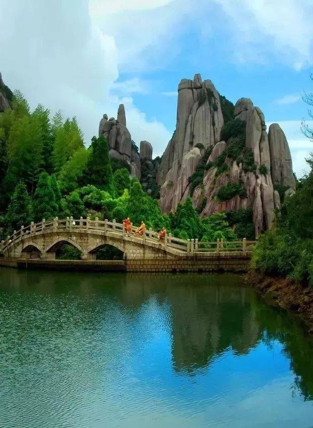 九鲤湖:遗落在太姥山深处的一块翡翠,夏季游玩好去处!