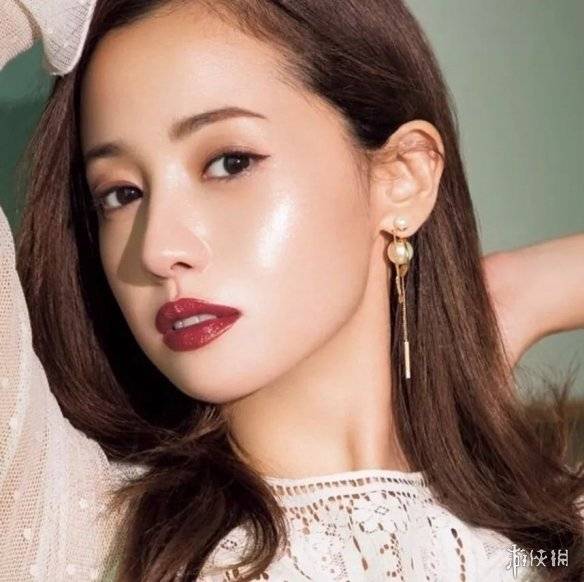 第一年逾40依旧红翻天!日本评选小脸女明星top10