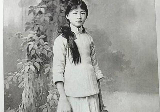 林徽因极著名的一首诗,为吊唁徐志摩而写,传达