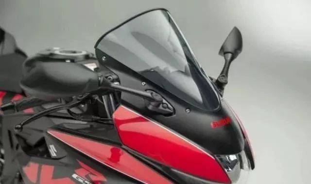 飞致250要慌,铃木GIXXER 250参数曝光,19.5k