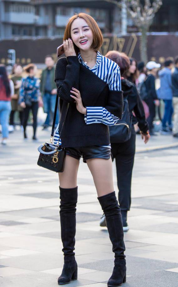 今夏皮短裤怎么穿?学生党看过来,搭配长筒靴显瘦又好看!