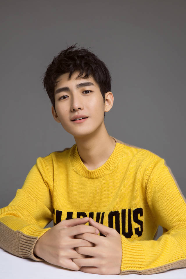 张皓伦新戏甜蜜收官 脑回路清奇周磊引热议