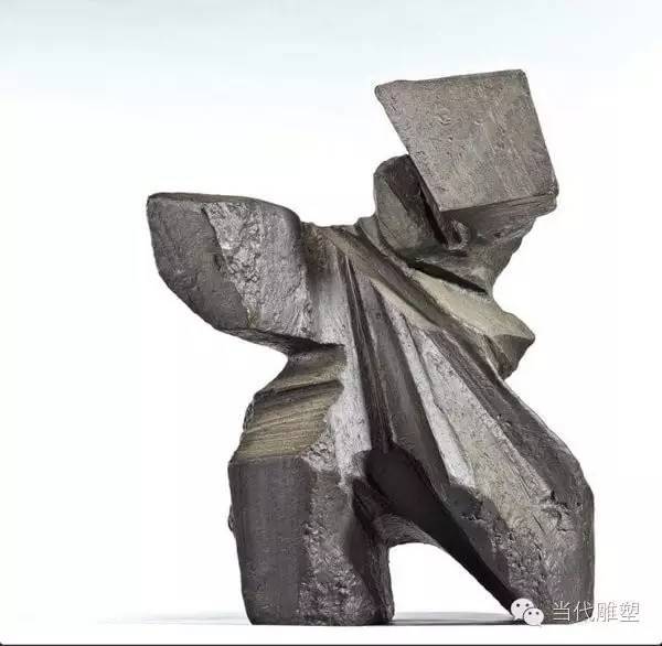 台湾著名雕塑家朱铭:写意太极系列作品