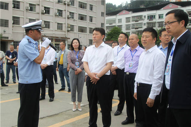 锦屏县林业局局长图片