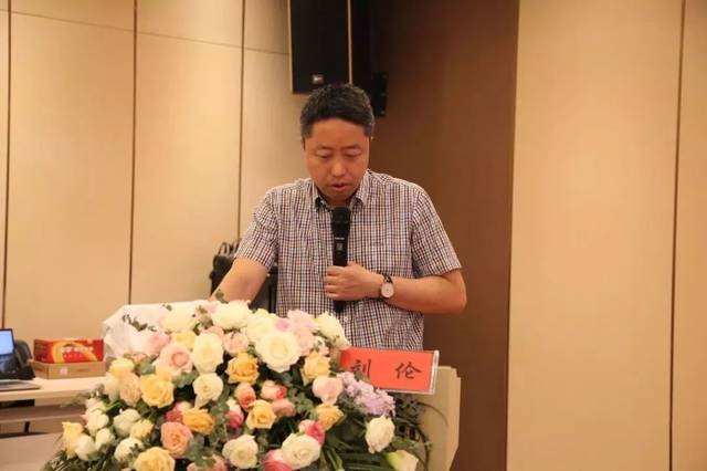 安徽医科大学第一附属医院眼科副主任刘伦教授