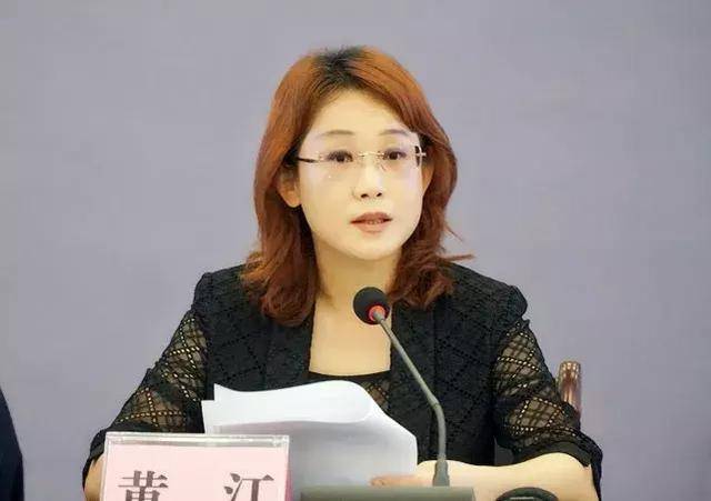 北海市委常委,宣传部部长,副市长黄江就赛事的相关情况对到场媒体和