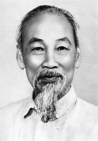 越南国父胡志明罕见照片年轻时留学法国一生反法反美拯救国家