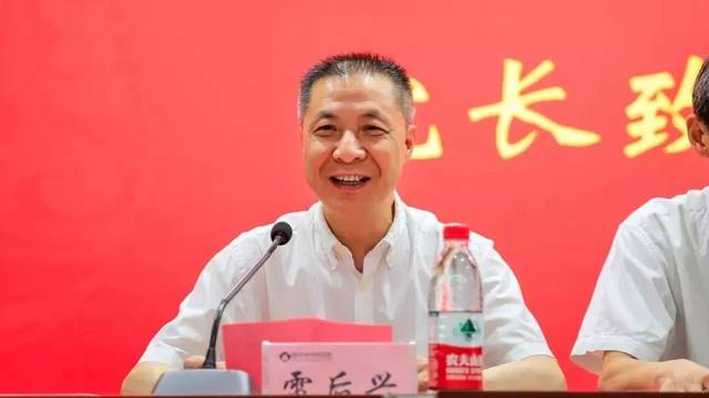 了此次揭牌的几个工作室的专家:丽水市肺病学首席专家刘忠达主任医师