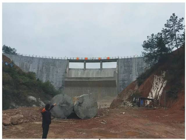 水库前后坝坡如何区分,坝前坝后怎么分,水库坝前坝后示意图_大山谷图库