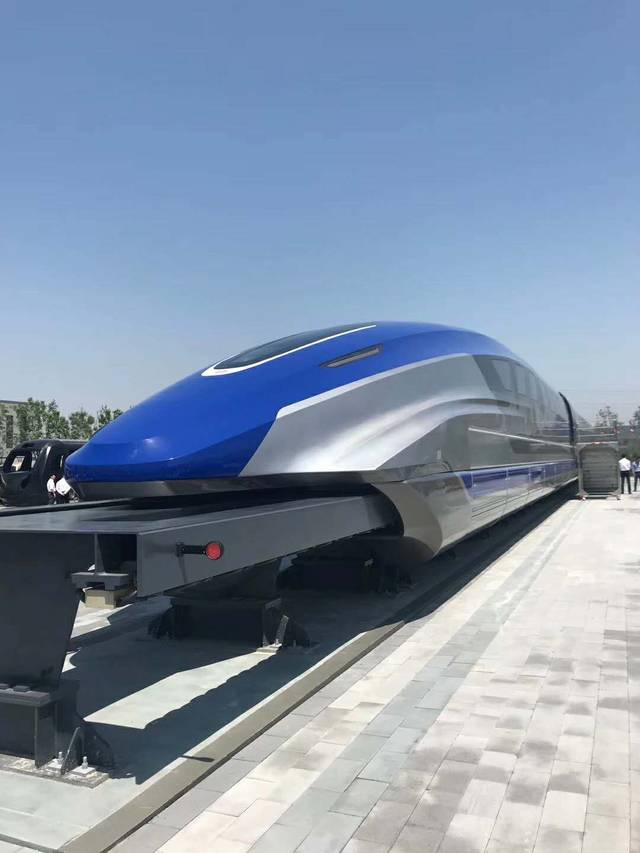 时速600 高速磁浮试验样车下线了