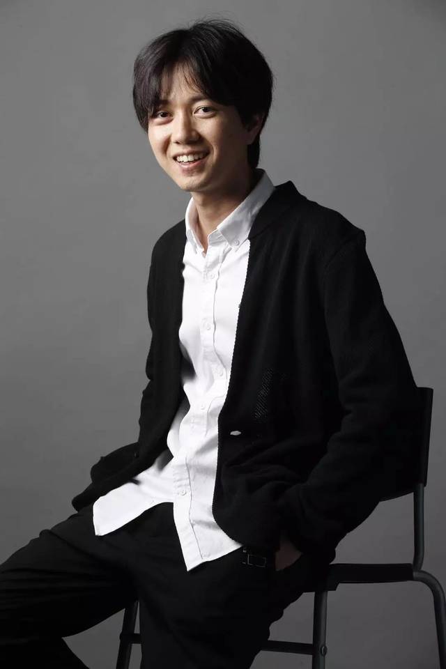 培养新导演、开拍甜宠剧,项氏兄弟电影的变与