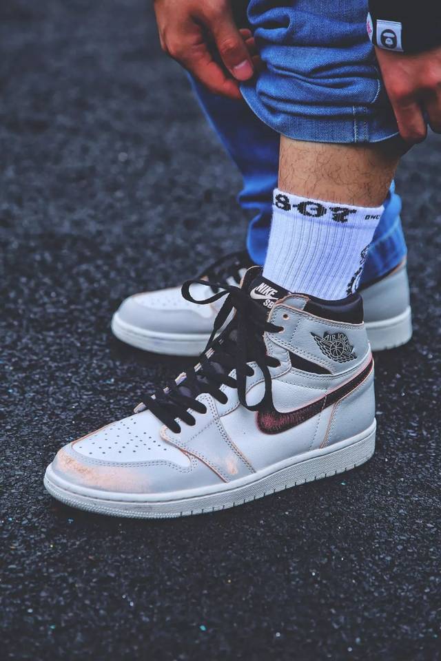 4dress | 把刮刮乐aj1踩脚下的他们,竟然刮出了一份送你们的大奖?