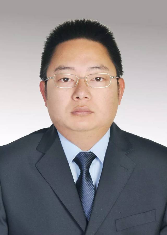 现任云县司法局科员.