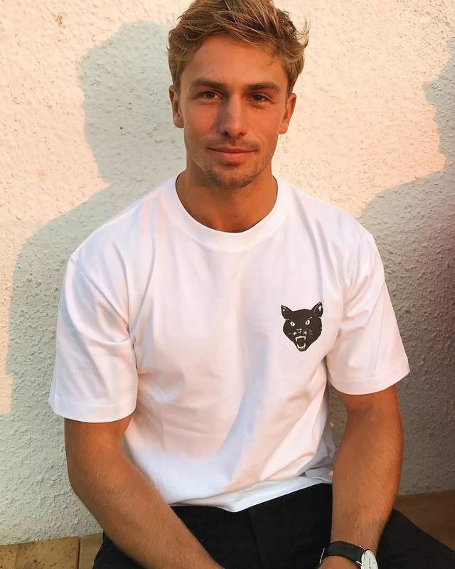 TOM FORD内裤广告里的男模,我超可以!