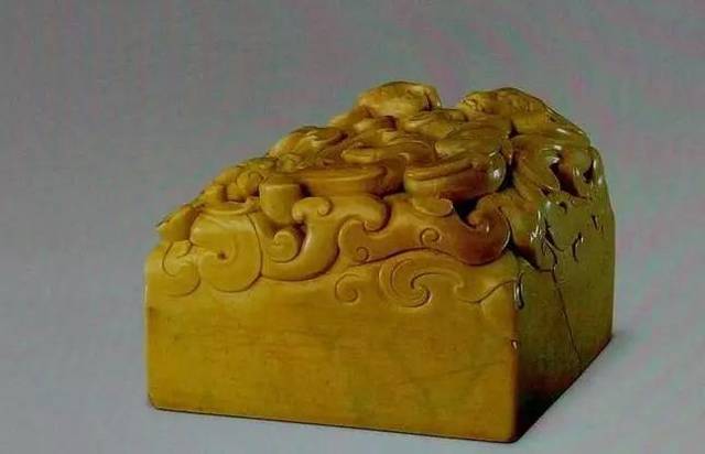 年羹尧一直都是雍正夺位的铁杆支持者吗,前期