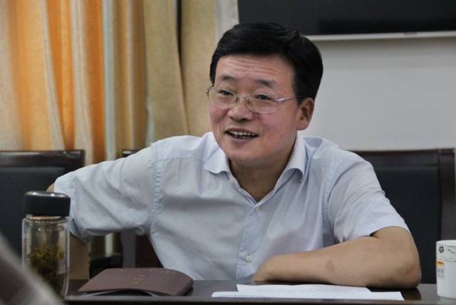 杨广到经开区税务局调研:坚定信心,全力以赴,为湘潭经开区经济发展