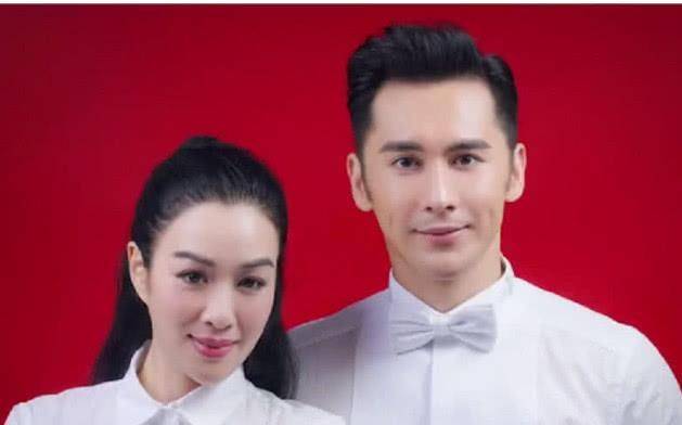 有一种结婚证叫做红底白衬衫唯独吴京谢楠让